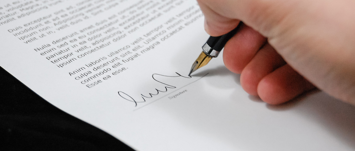 چه اشخاصی می‌توانند اسناد و اوراق شرکت ها را امضا کنند؟